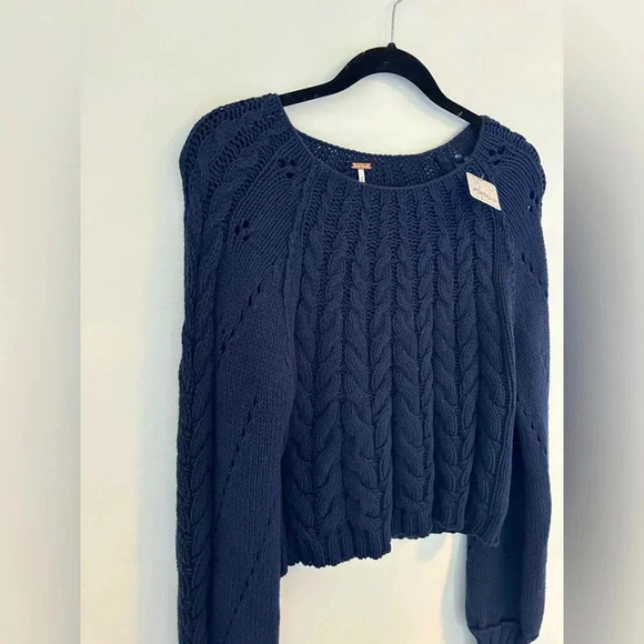 Free People Sandre Pullover Sweater in Navy Blue NWT - Picture 6 of 9